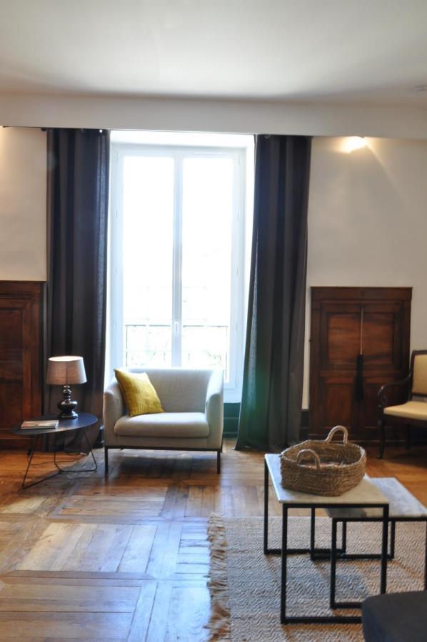 Appartement La Couronne Sarlat-La-Caneda Exterior photo